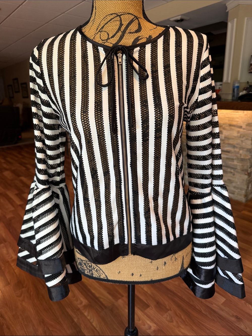 Gracia size small black & white striped zip up sheer top w/ large bell sleeves